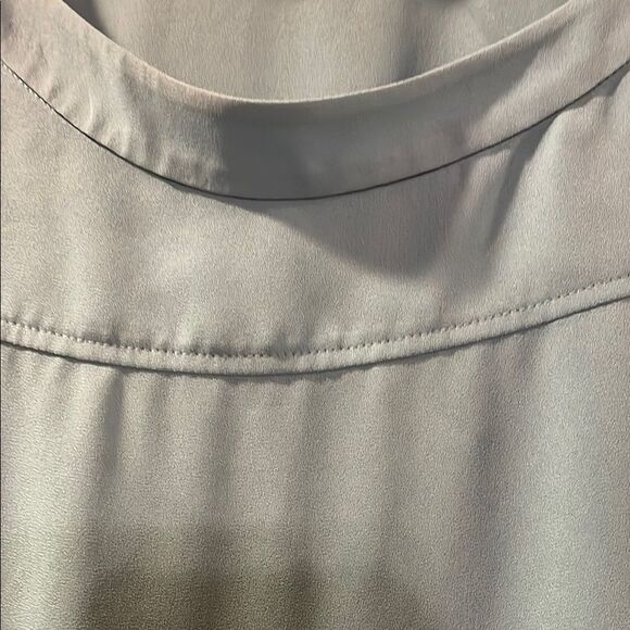 LOFT Cuffed Sleeve Boxy Blouse - Picture 4 of 7